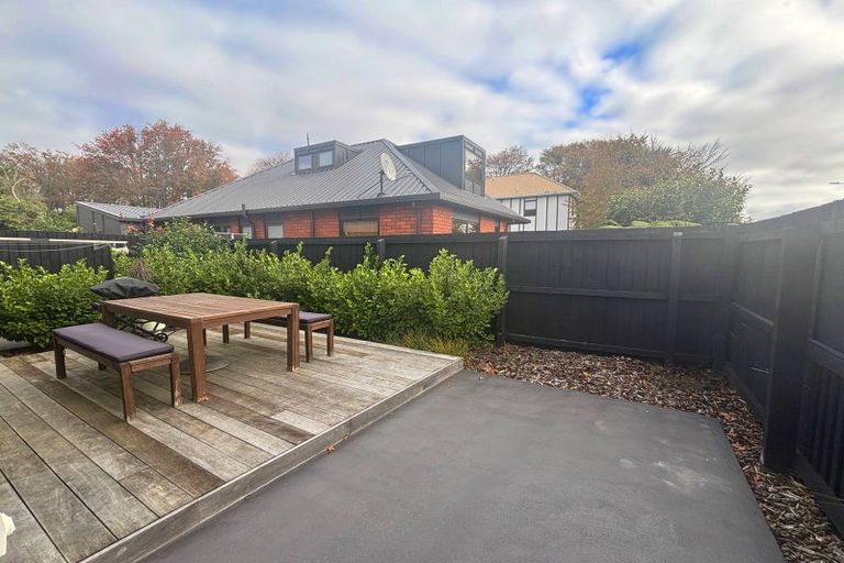 Photo of property in 1/166 Saint Albans Street, St Albans, Christchurch, 8014