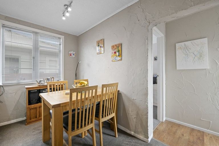 Photo of property in 7 Kowhai Avenue, Ebdentown, Upper Hutt, 5018