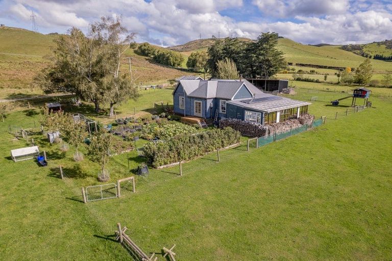 Photo of property in 214 Waianiwaniwa Road, Sheffield, Darfield, 7571