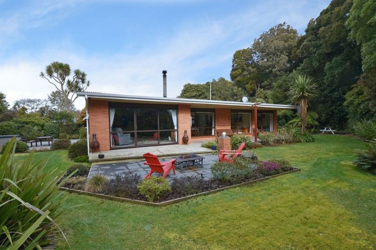 Photo of property in 44 Awarua Road, Otatara, Invercargill, 9879