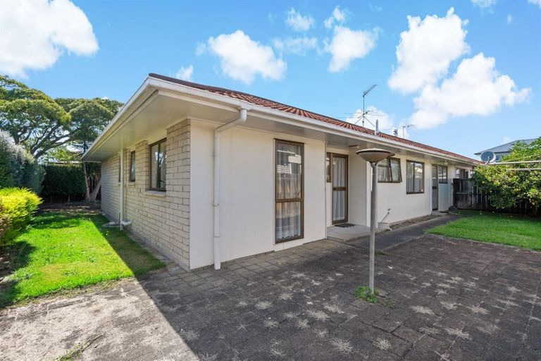 Photo of property in 1/27 Scott Road, Papakura, 2110