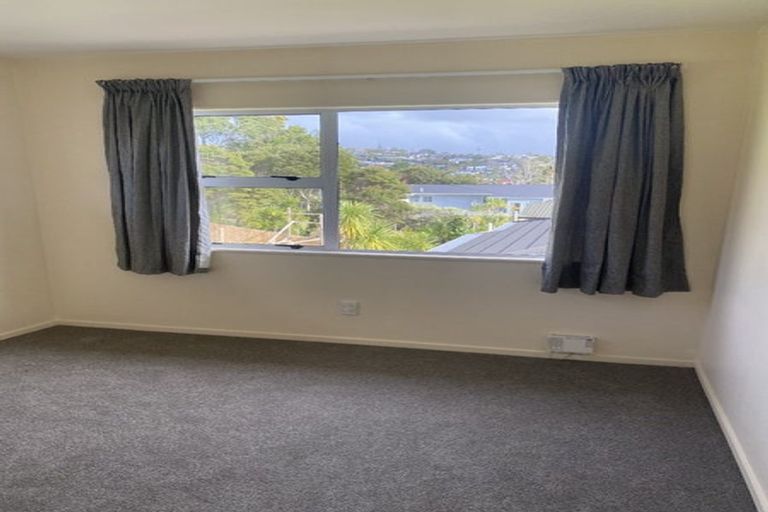 Photo of property in 2/18 Newhaven Terrace, Mairangi Bay, Auckland, 0630