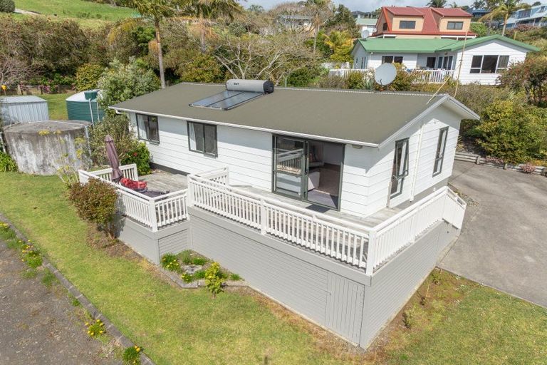 Photo of property in 38 Stratford Drive, Cable Bay, 0420