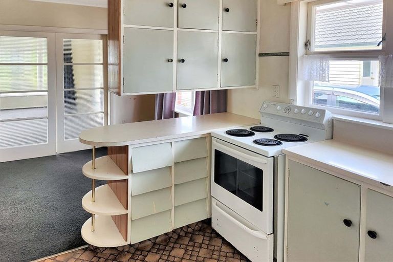 Photo of property in 79 Fraser Street, Wainuiomata, Lower Hutt, 5014