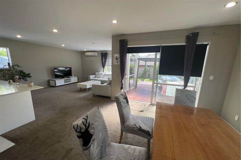 Photo of property in 401a Rosedale Road, Albany, Auckland, 0632