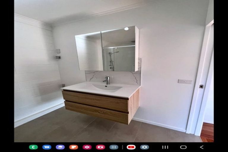 Photo of property in 349 Triangle Road, Massey, Auckland, 0614