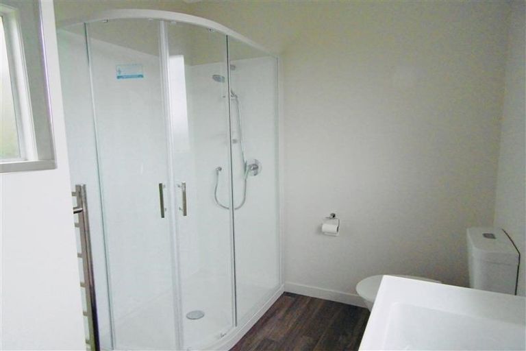 Photo of property in 27 Bulteel Street, New Plymouth, 4310