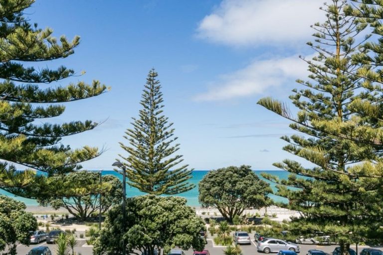 Photo of property in 247 Marine Parade, Napier South, Napier, 4110