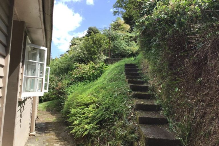 Photo of property in 252 Western Hills Drive, Avenues, Whangarei, 0110