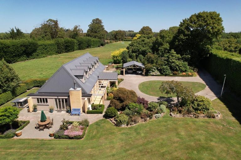 Photo of property in 389 Marshs Road, Halswell, Christchurch, 8025