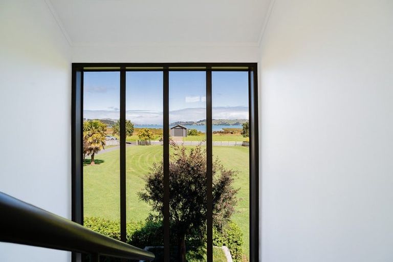 Photo of property in 13 Koromiko Drive, Coromandel, 3506