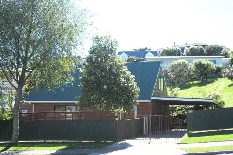 Photo of property in 23 Osprey Drive, Welcome Bay, Tauranga, 3112