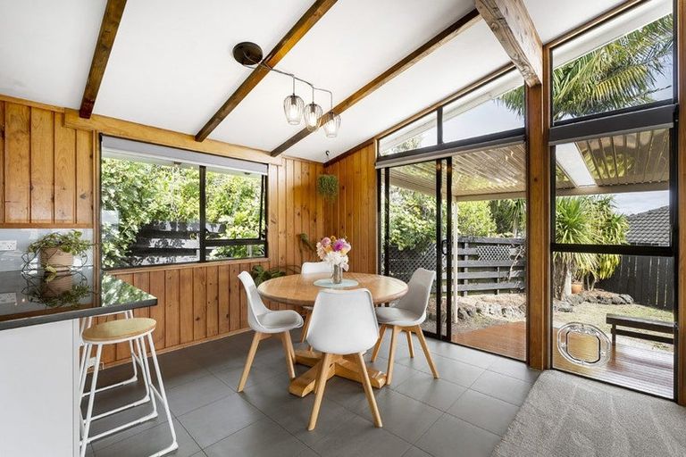 Photo of property in 1a Tainui Street, Torbay, Auckland, 0630