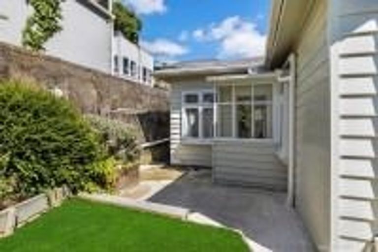 Photo of property in 7a Boston Terrace, Aro Valley, Wellington, 6021