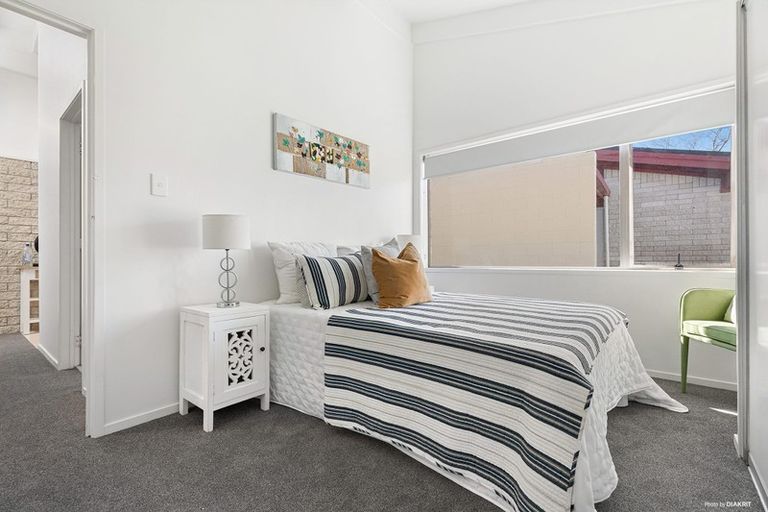 Photo of property in 7/35 Swanson Road, Henderson, Auckland, 0610