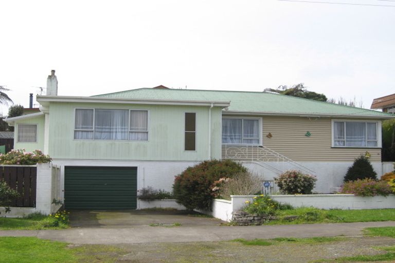 Photo of property in 56 Leslie Street, Waitara, 4320