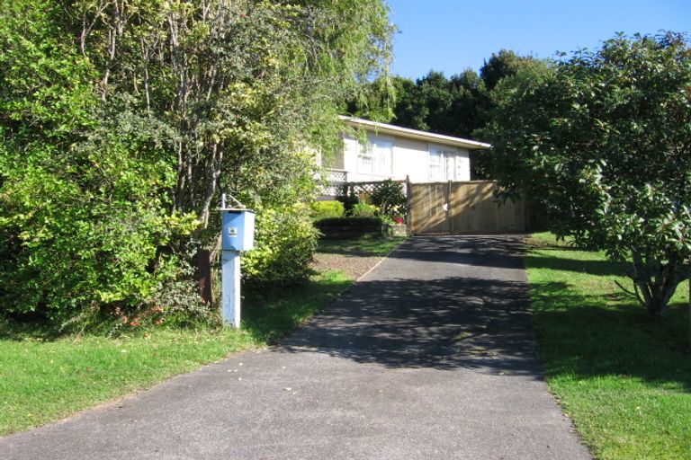 Photo of property in 13 Glynnbrooke Street, Te Atatu South, Auckland, 0610