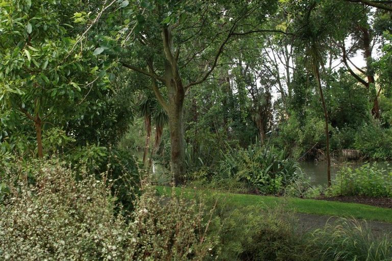 Photo of property in 2/2 Gates Lane, Woolston, Christchurch, 8023