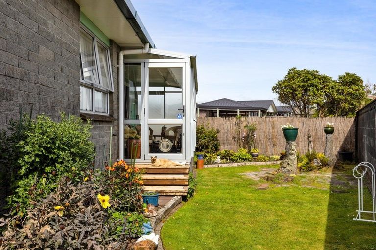 Photo of property in 16 Karaka Street, Inglewood, 4330