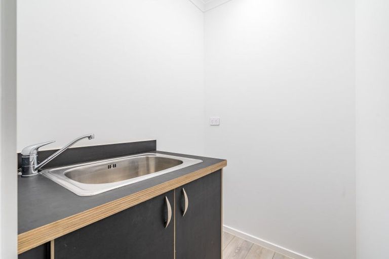 Photo of property in 143 Great North Road, Winton, 9720