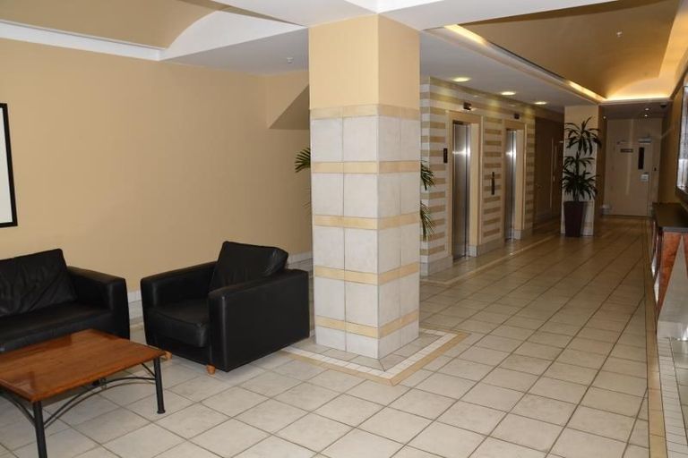 Photo of property in 8b Short Street, Otumoetai, Tauranga, 3110