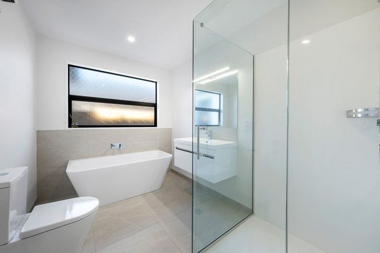 Photo of property in 17 Sutherlands Road, Halswell, Christchurch, 8025