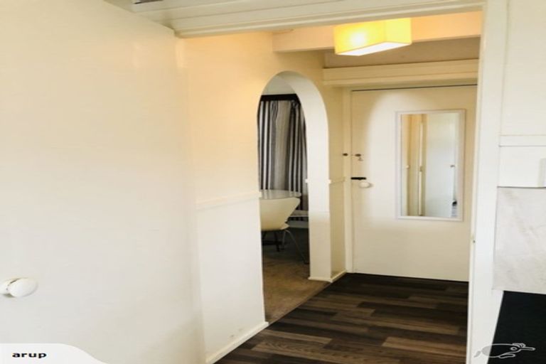 Photo of property in 2 Edgeworth Road, Glenfield, Auckland, 0629