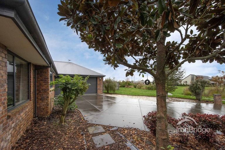 Photo of property in 27 Ferdinand Terrace, Yaldhurst, Christchurch, 8042