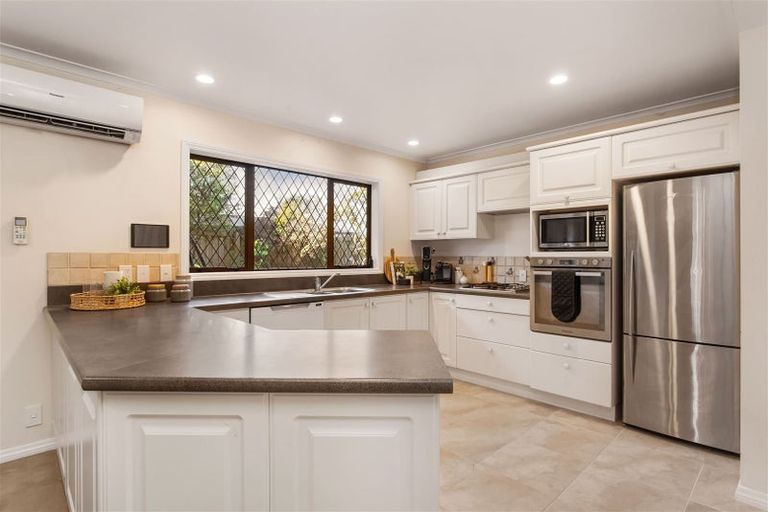 Photo of property in 24 Tomes Road, St Albans, Christchurch, 8052