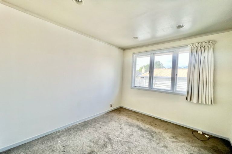 Photo of property in 6 Millen Avenue, Pakuranga, Auckland, 2010