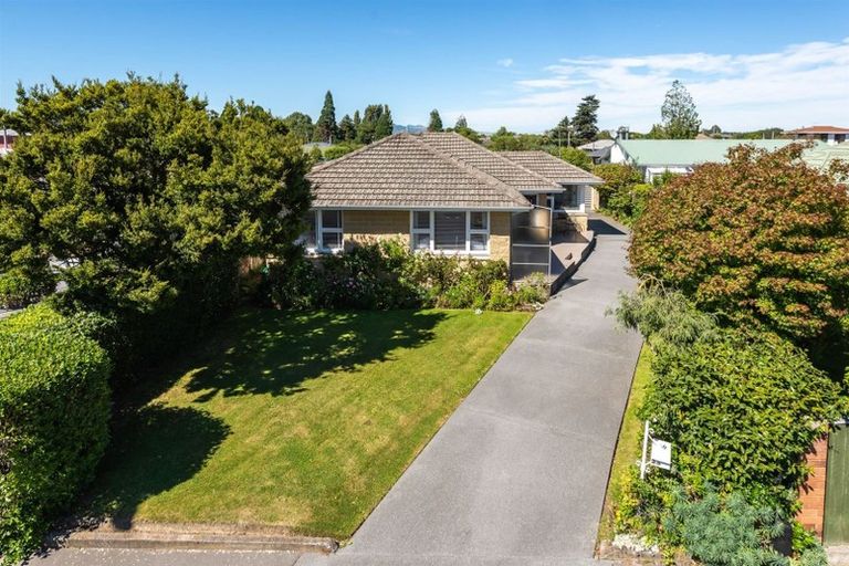 Photo of property in 29 Rossiter Avenue, Redwood, Christchurch, 8051