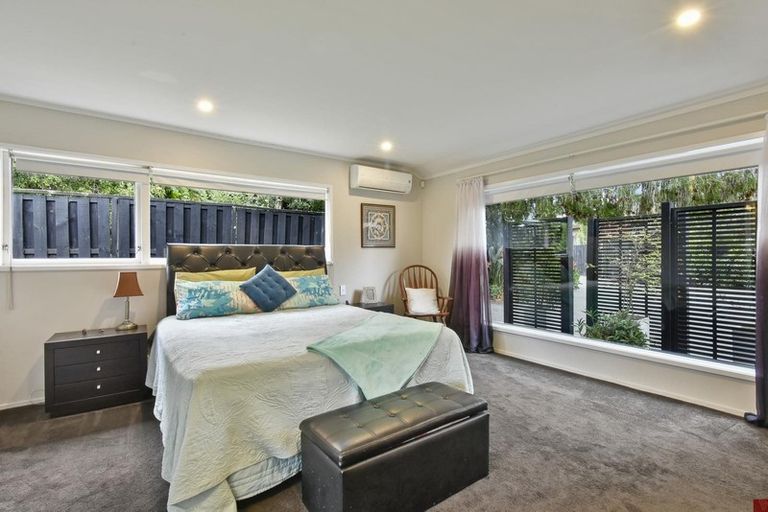 Photo of property in 17 Glenmore Road, Sunnyhills, Auckland, 2010