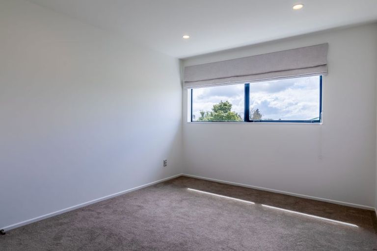 Photo of property in 46c Willerton Avenue, New Lynn, Auckland, 0600