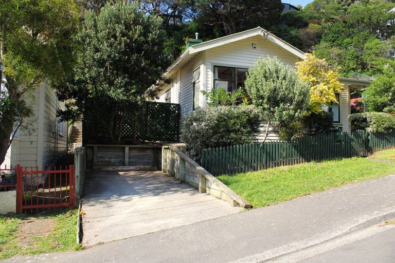Photo of property in 49 Ribble Street, Island Bay, Wellington, 6023