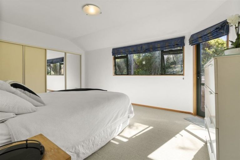 Photo of property in 24a Seaview Avenue, Northcote, Auckland, 0627