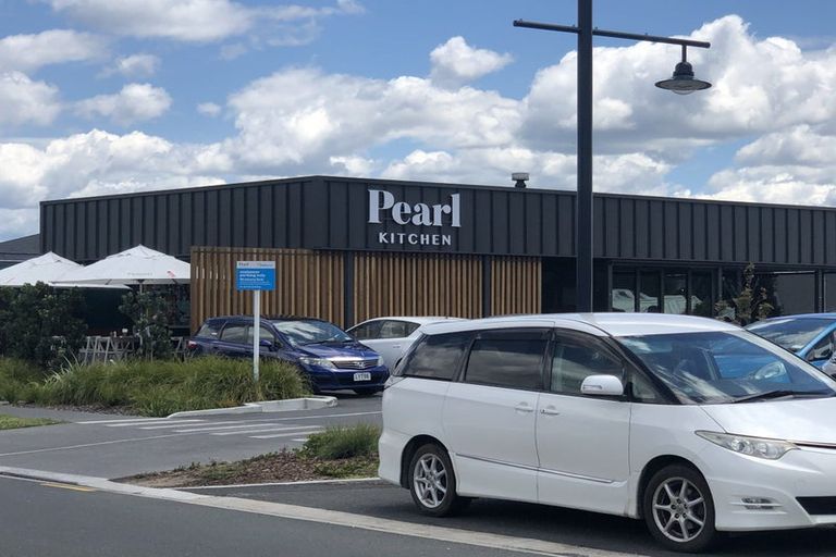 Photo of property in 220a Papamoa Beach Road, Papamoa Beach, Papamoa, 3118