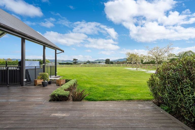 Photo of property in 100 Wingatui Road, Mosgiel, 9024