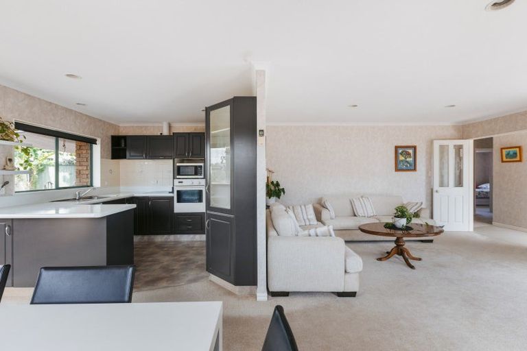 Photo of property in 172 Pacific View Road, Papamoa Beach, Papamoa, 3118