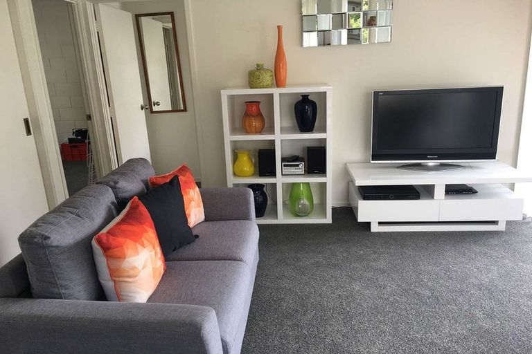 Photo of property in 10/1 Glen Road, Browns Bay, Auckland, 0630