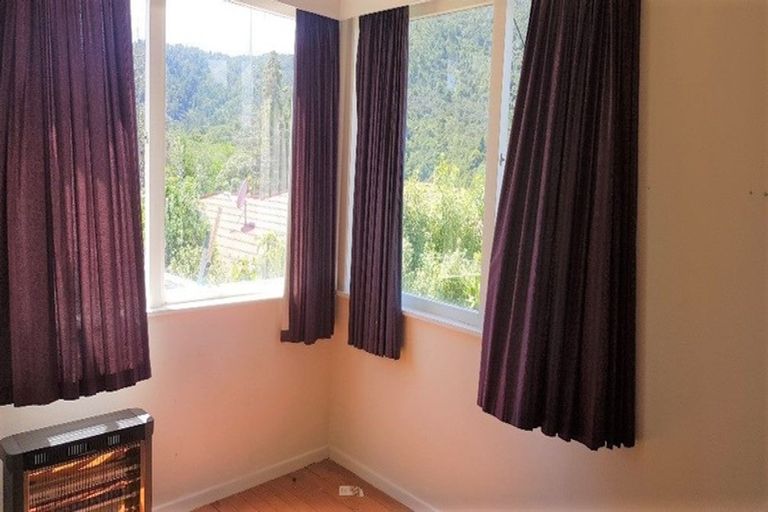 Photo of property in 21 Donald Street, Regent, Whangarei, 0112