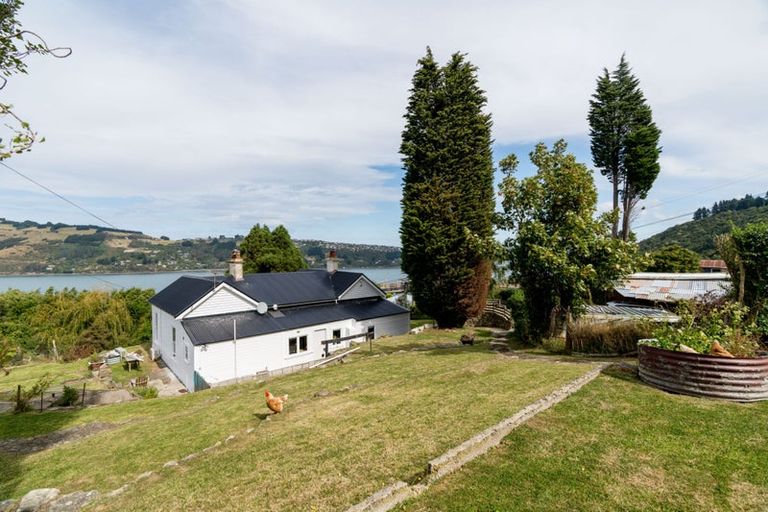 Photo of property in 20 Manuka Street, Ravensbourne, Dunedin, 9022