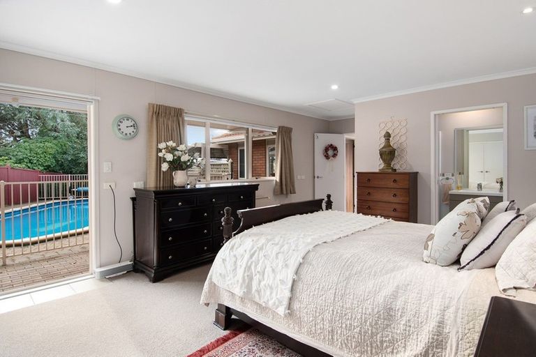 Photo of property in 11 Hinton Place, Pyes Pa, Tauranga, 3112