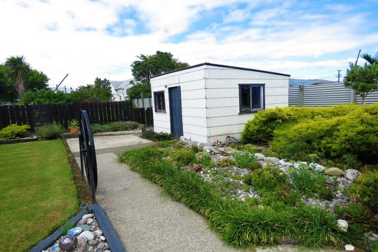 Photo of property in 121 Romilly Street, Westport, 7825