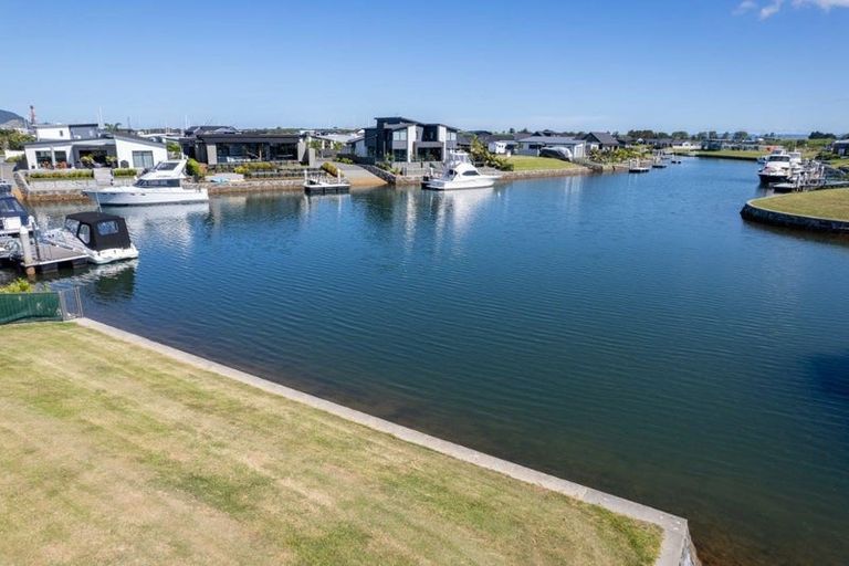 Photo of property in 63 Stace Hopper Drive, One Tree Point, 0118