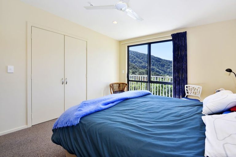 Photo of property in 20 Worlds End Road, Tennyson Inlet, 7195