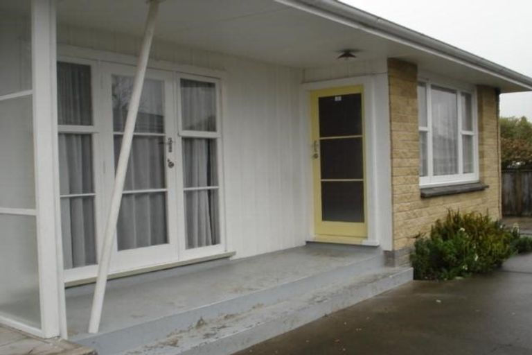 Photo of property in 1/202 Grove Road, Mayfair, Hastings, 4122