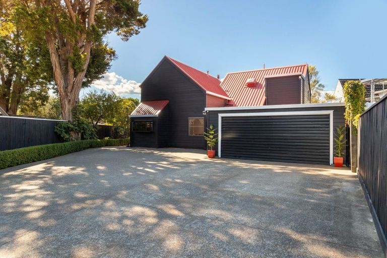 Photo of property in 11 Johnswood Grove, Clouston Park, Upper Hutt, 5018