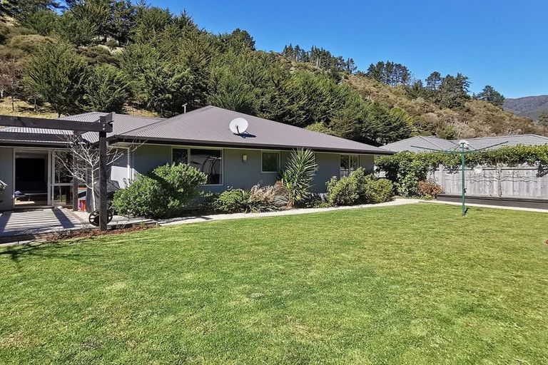 Photo of property in 420 Brook Street, The Brook, Nelson, 7010