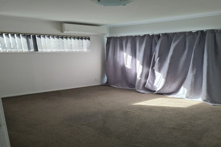Photo of property in 5 Peguero Place, Totara Heights, Auckland, 2105