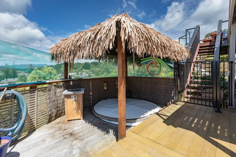 Photo of property in 9a Puriri Place, Whitianga, 3510